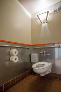 Bathroom stall (533x800)